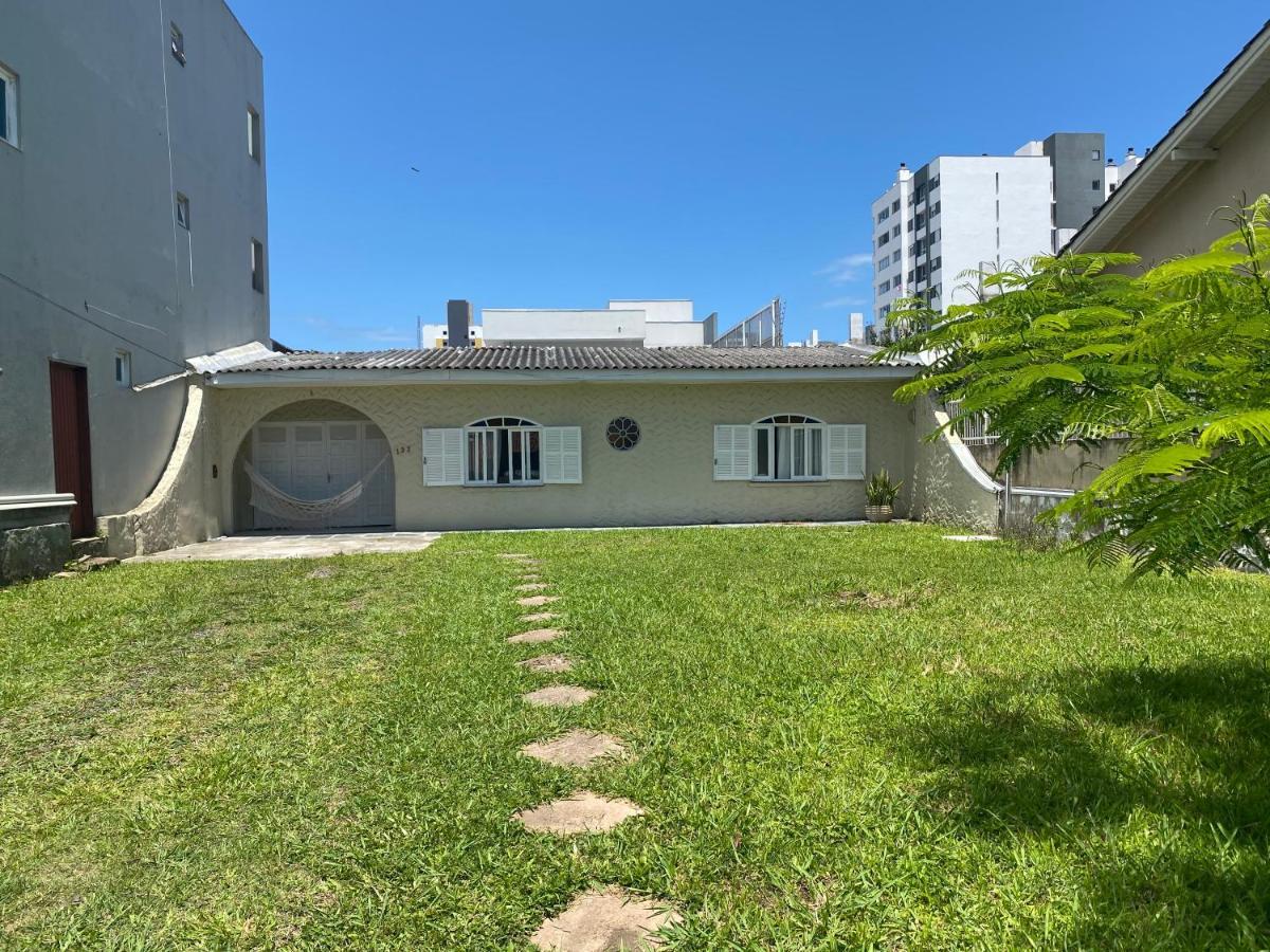 Casa No Centro De Torres E A 800 M Da Praia Grande المظهر الخارجي الصورة